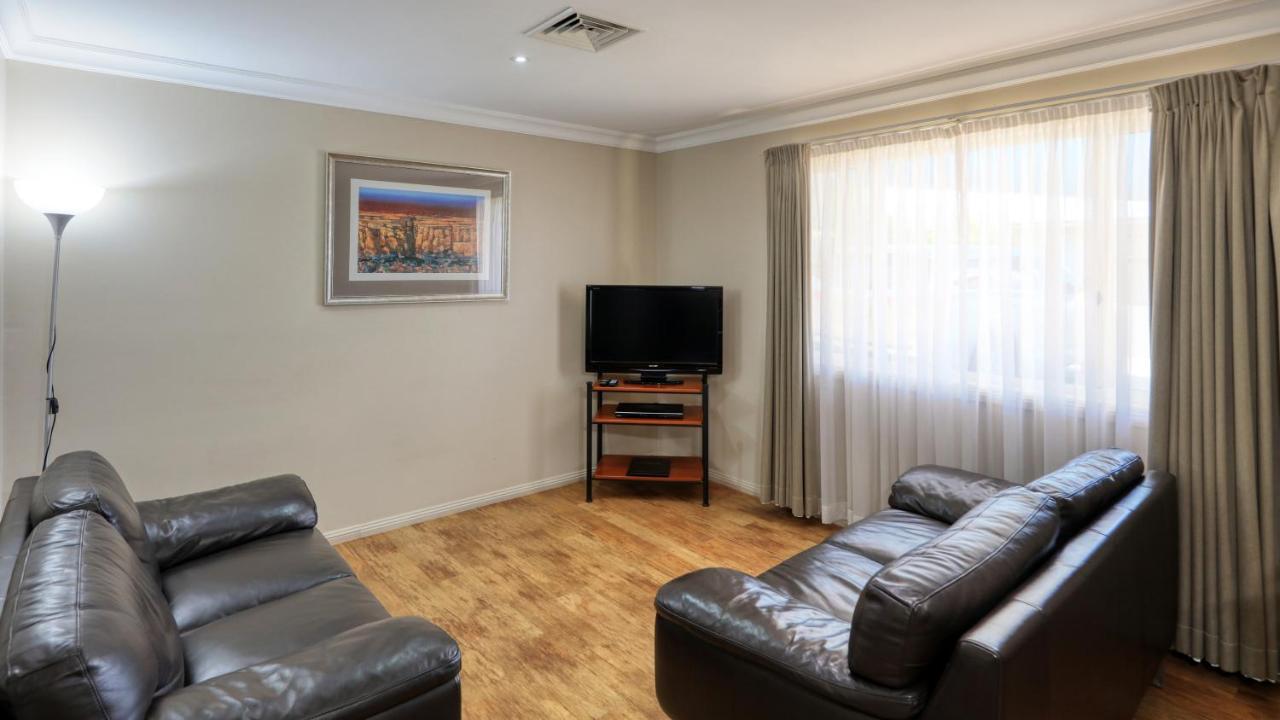 تامفورث Edward Parry Motel And Apartments المظهر الخارجي الصورة
