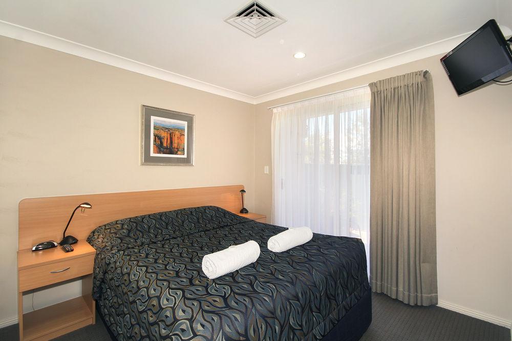 تامفورث Edward Parry Motel And Apartments المظهر الخارجي الصورة