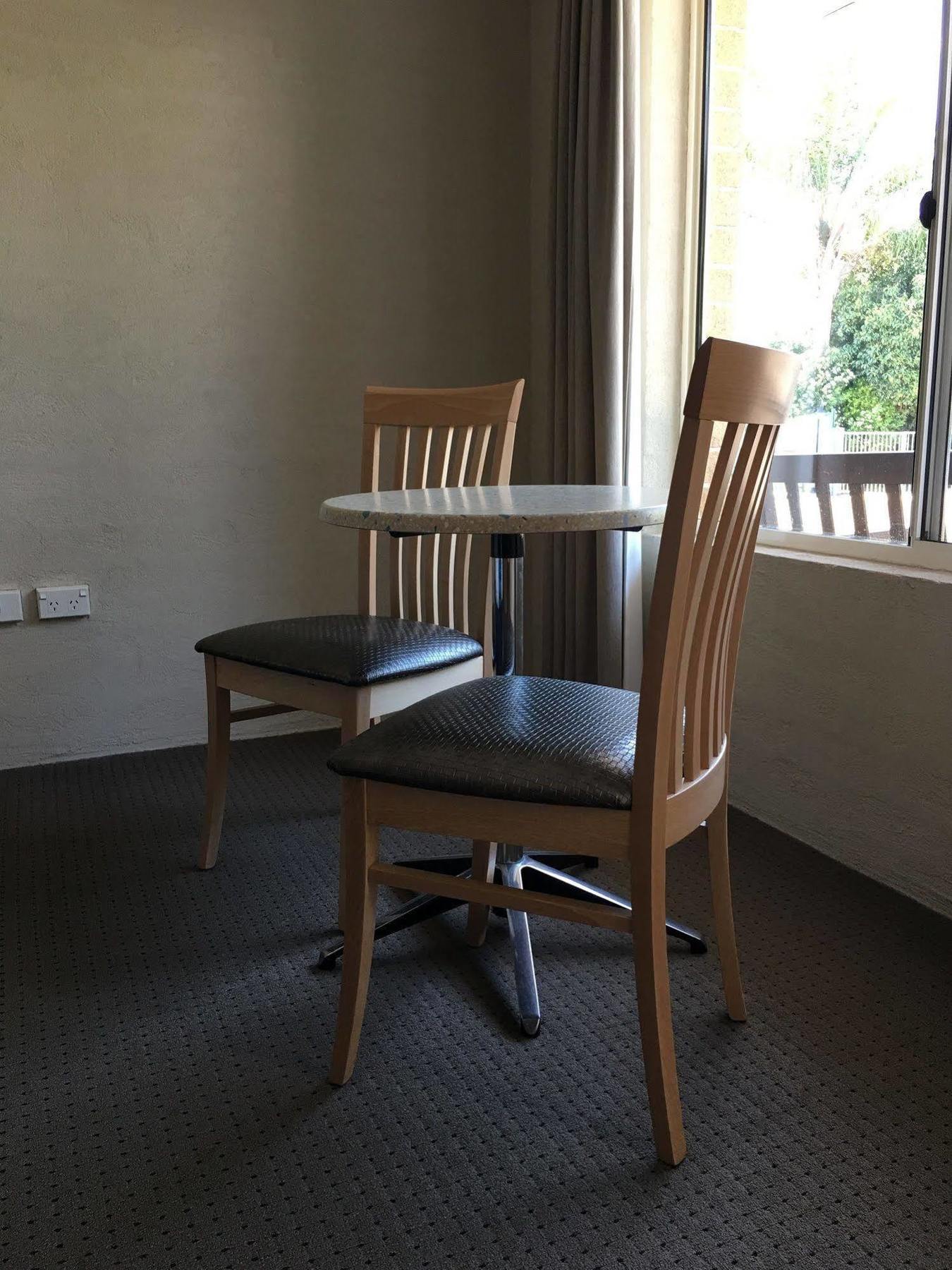 تامفورث Edward Parry Motel And Apartments المظهر الخارجي الصورة