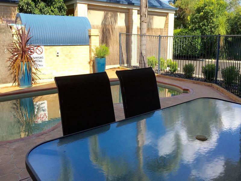 تامفورث Edward Parry Motel And Apartments المظهر الخارجي الصورة